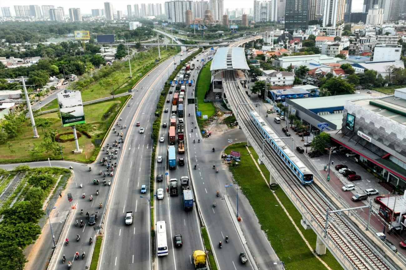 TPHCM dự kiến đấu giá đất dọc nhà ga Metro thu về hơn 5 tỉ USD.  Ảnh: Anh Tú