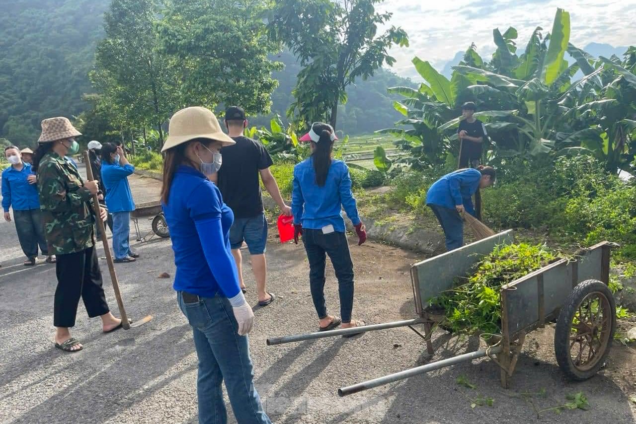 Thanh niên miền núi chung tay xây dựng đô thị văn minh ảnh 6