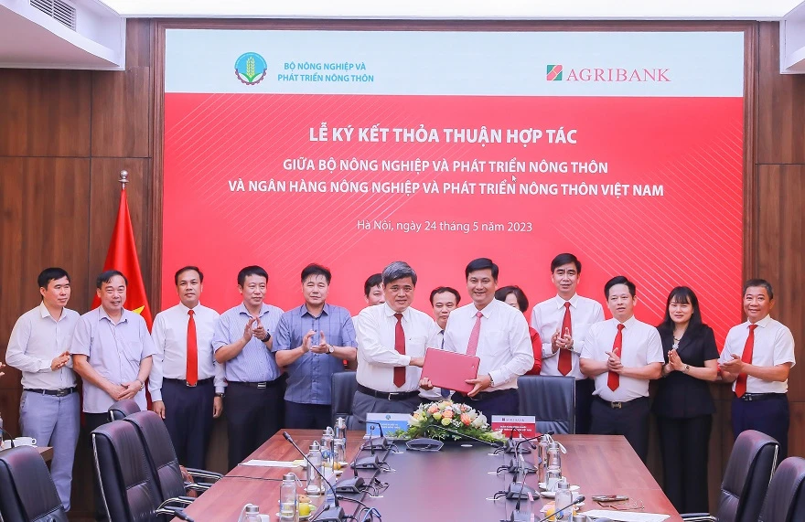 Agribank và Bộ Nông nghiệp đẩy mạnh hoạt động phát triển nông thôn ảnh 1