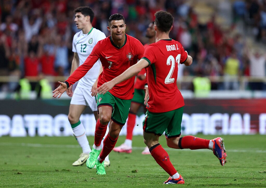 Bồ Đào Nha - CH Czech (2 giờ ngày 19.6): Bài toán Ronaldo- Ảnh 1.