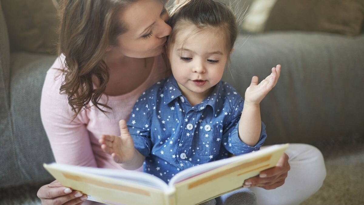 Giáo sư Harvard: Cha mẹ đảm nhận chuẩn 8 vai trò này, con lớn lên dễ thành công hơn hẳn những đứa trẻ khác- Ảnh 1.