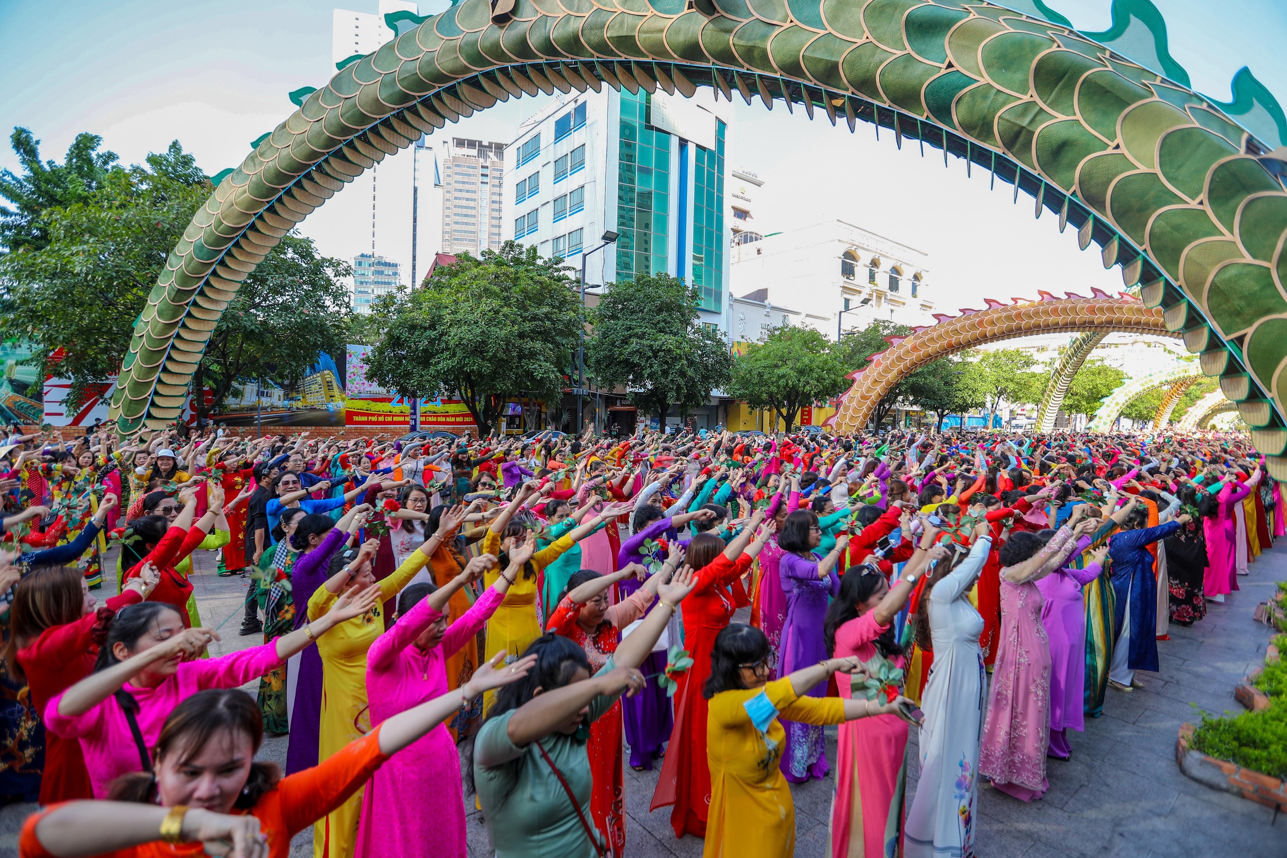 Tìm cách thúc đẩy phát triển công nghiệp văn hoá Việt Nam: Phải học nhiều và làm tới nơi tới chốn!- Ảnh 1.