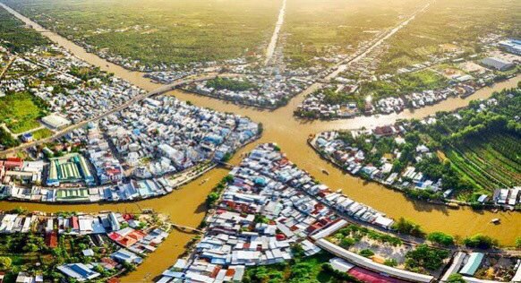 Ngã Bảy - nơi hội tụ những dòng sông, nhìn từ trên cao như hình một ngôi sao, thế nên người Pháp gọi là ngôi sao Phụng Hiệp - Ảnh: HIỆP VÕ