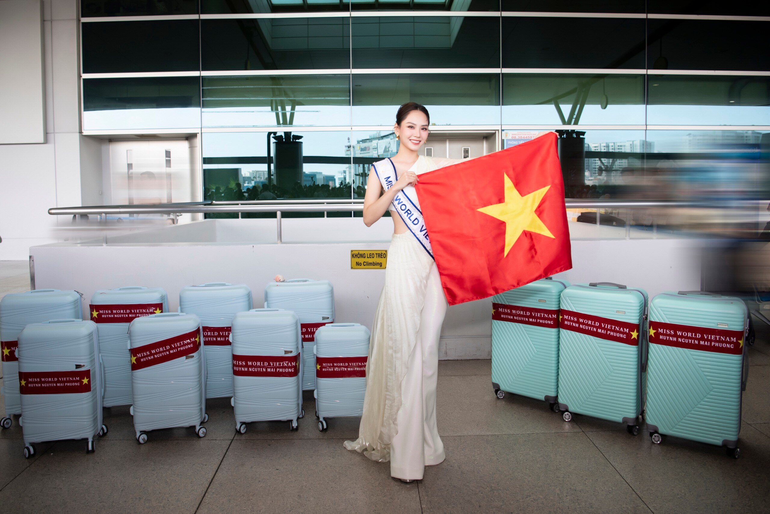 Hoa hậu Mai Phương vừa đến Ấn Độ thi Miss World lần thứ 71, dàn đối thủ 