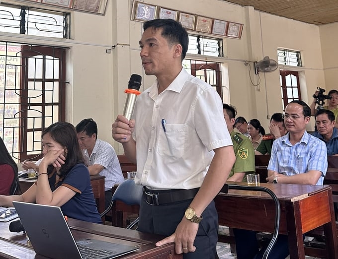 Ông Lữ Khăn Phon-chủ tịch UBND xã Yên Tĩnh khẳng định tại cuộc tham vấn, lấy ý kiến cộng đồng: vàng tặc gây ra rất nhiều hệ lụy