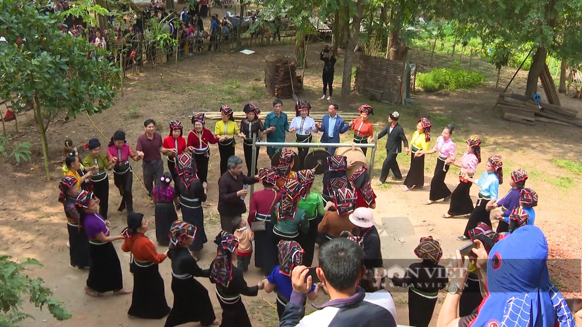 Lễ Đông Sửa của người Thái Đen, cầu mong một năm mưa thuận gió hòa, mùa màng bội thu- Ảnh 10.