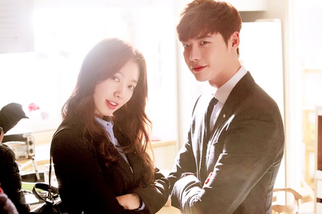 Park Shin Hye đóng cùng Lee Jong Suk trong “Pinocchio“. Ảnh NSX