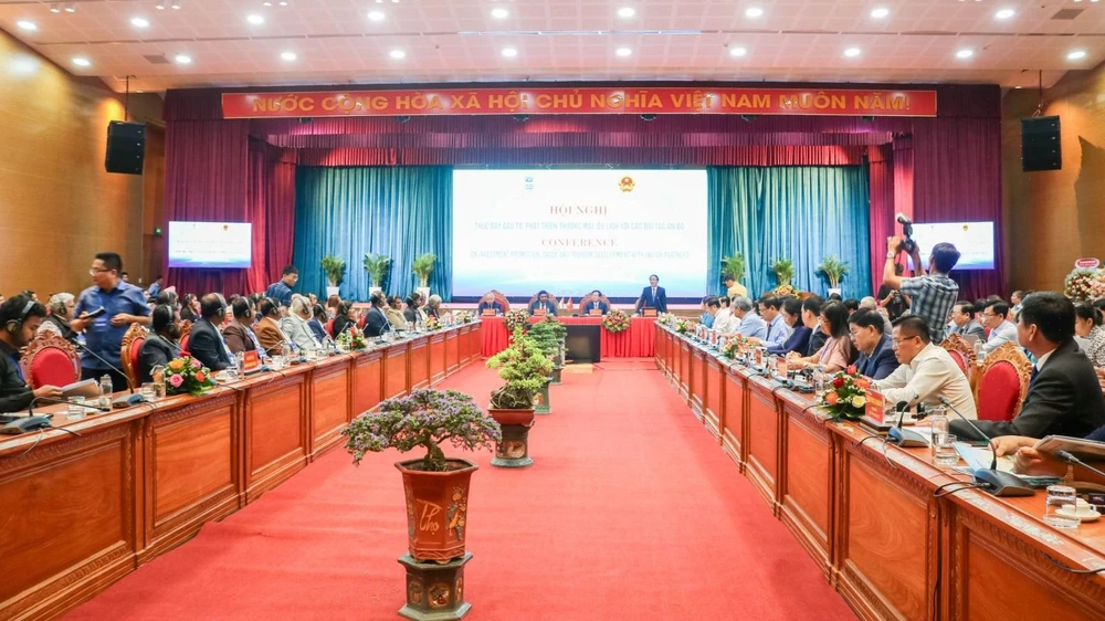 Quang cảnh hội nghị. Ảnh: binhdinh.gov.vn