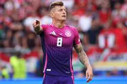 Kroos Duc Maďarsko.jpg