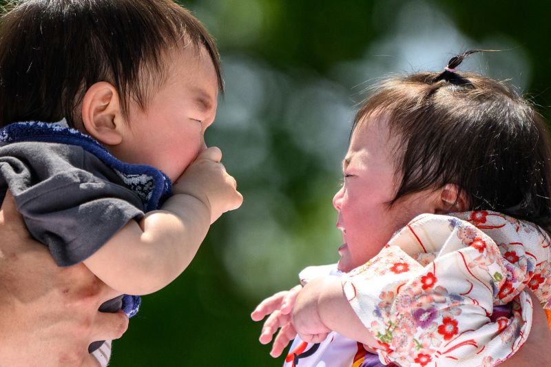 nhat ban ra mat ung dung hen ho ai de giai quyet ty le sinh giam hinh 1