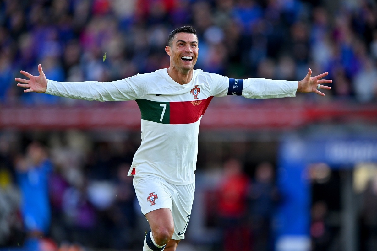 ronaldo se dat cot moc kho tin o euro 2024 hinh anh 1