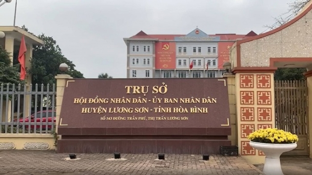 Sai phạm về đất đai, phó ban tuyên giáo tỉnh Hòa Bình bị cắt hết chức vụ trong Đảng- Ảnh 1.