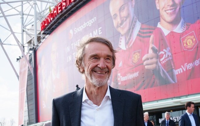 Sir Jim Ratcliffe đang quá cứng rắn tại Man United?