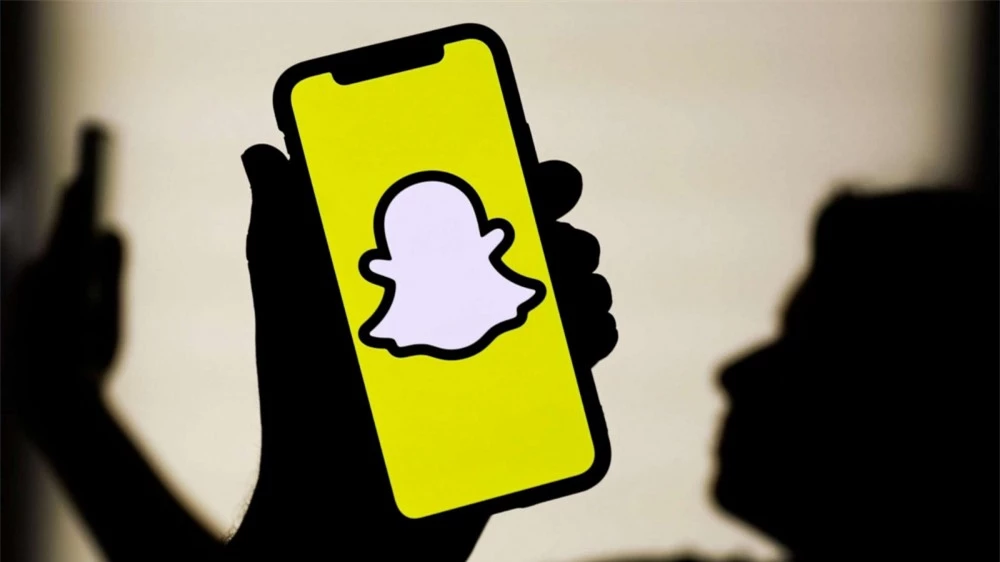 snapchat-parental-tracking-01-sh-llr-220217_1645137560122_hpMain_16x9_1600