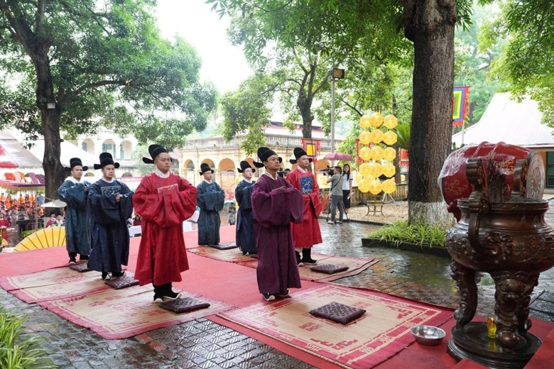 tai hien tet doan ngo thang long xua hinh 1