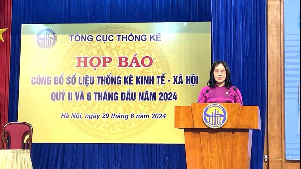 GDP 6 tháng đầu năm nay tăng trưởng ấn tượng so với cùng kỳ năm trước - Ảnh: B.NGỌC