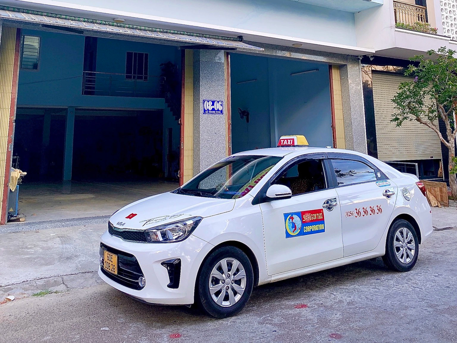 Thu cước cao hơn giá niêm yết, 1 doanh nghiệp taxi bị xử phạt- Ảnh 1.