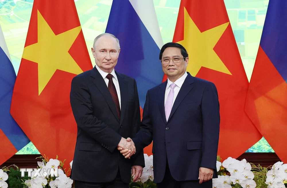 Thủ tướng Phạm Minh Chính hội kiến Tổng thống Liên bang Nga Vladimir Putin. Ảnh: Dương Giang/TTXVN