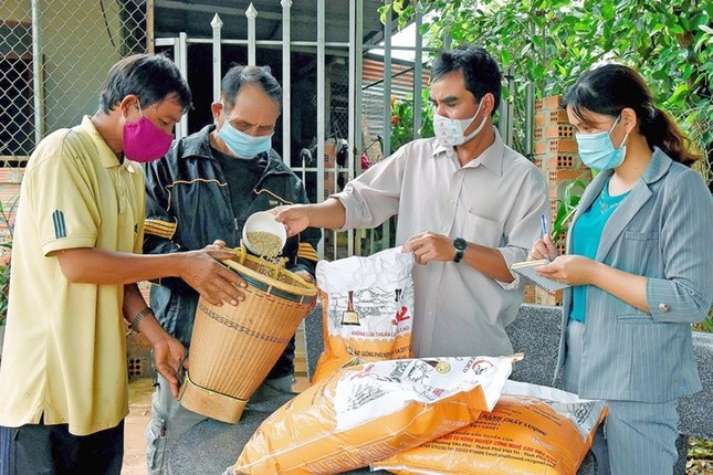 Tỷ lệ giảm nghèo ở vùng dân tộc thiểu số và miền núi vượt 3% mục tiêu kế hoạch giao ảnh 1