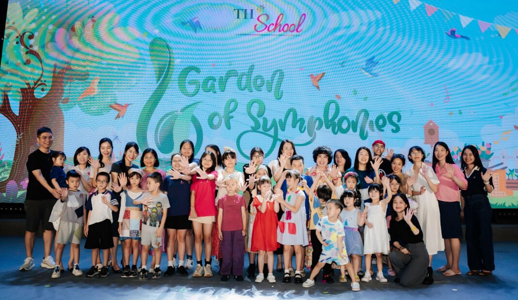 Nhiều xúc cảm trong Lễ Tốt nghiệp của học sinh Mầm non, Tiểu học TH School
