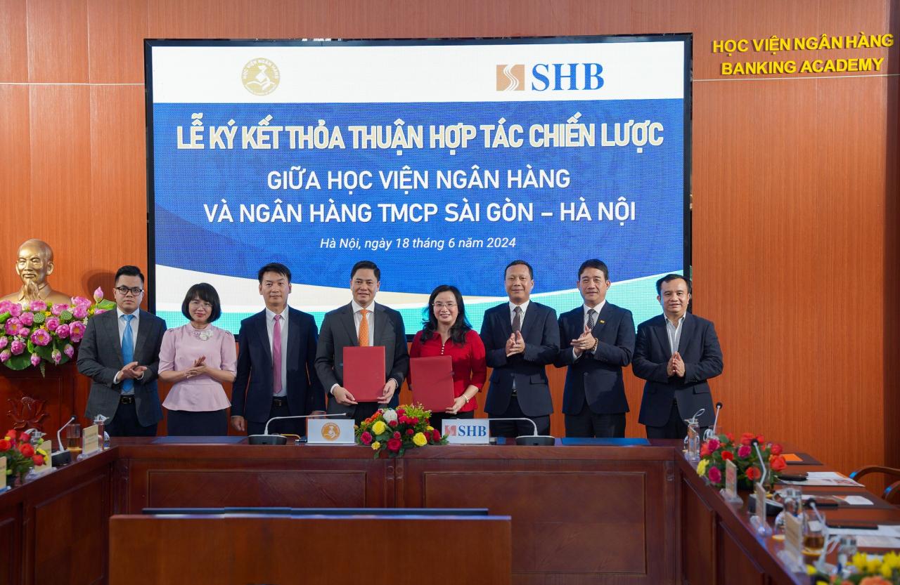 SHB và Học viện Ngân hàng hợp tác toàn diện phát triển nguồn nhân lực chất lượng cao