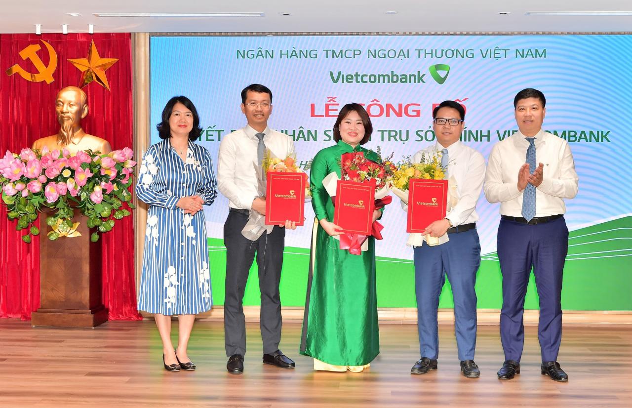 Vietcombank công bố quyết định điều động và bổ nhiệm lãnh đạo các Ban