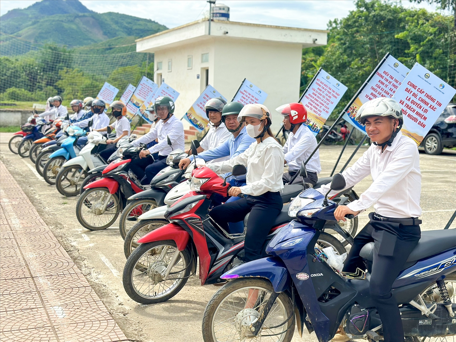 Lễ ra quân điều tra, thu thập thông tin về thực trạng kinh tế-xã hội của 53 DTTS năm 2024 đã tạo được sức lan tỏa rộng lớn trong cộng đồng