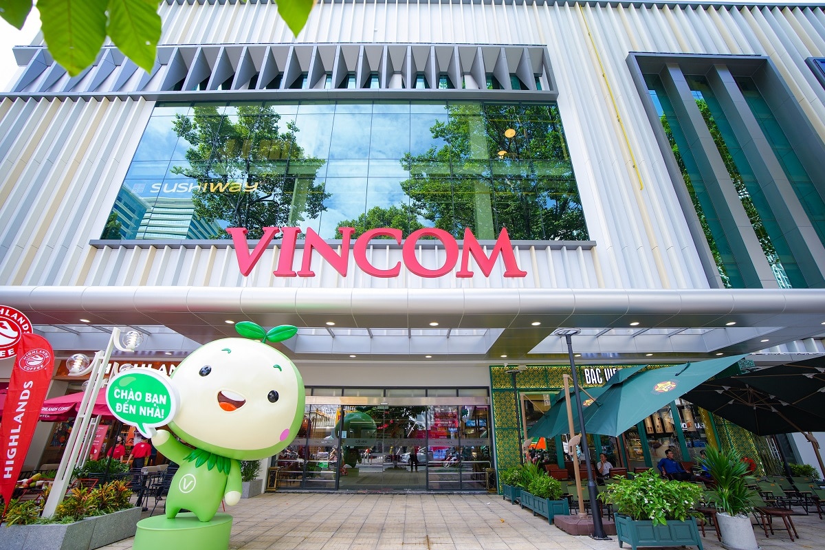 vincom retail lien tiep nhan 2 giai thuong danh gia khang dinh vi the dan dau nganh bds ban le viet nam hinh 4