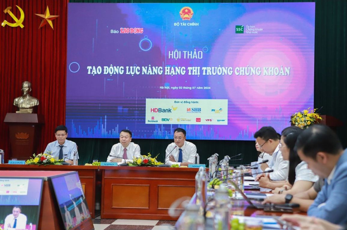 Hội thảo “Tạo động lực nâng hạng thị trường chứng khoán”. Ảnh: Phan Anh