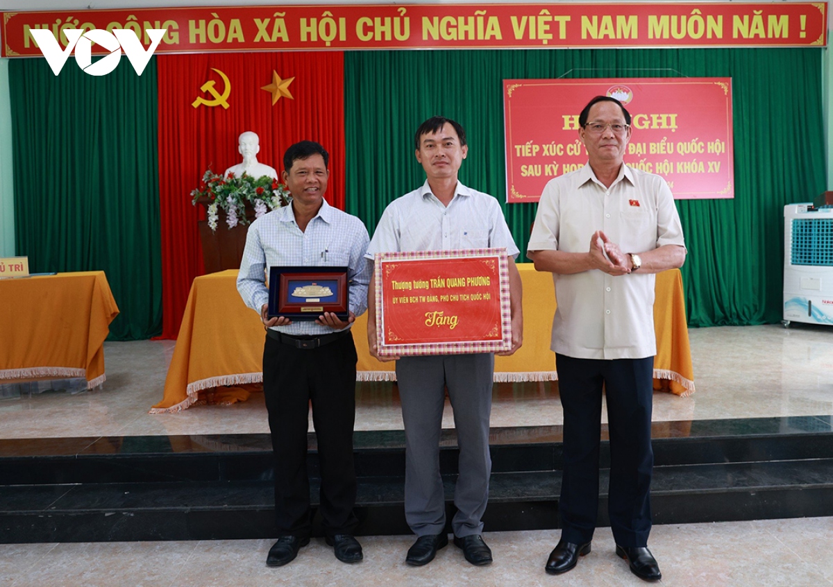 cu tri quang ngai de nghi thay doi bieu mau danh gia, dieu tra ho ngheo hinh anh 4