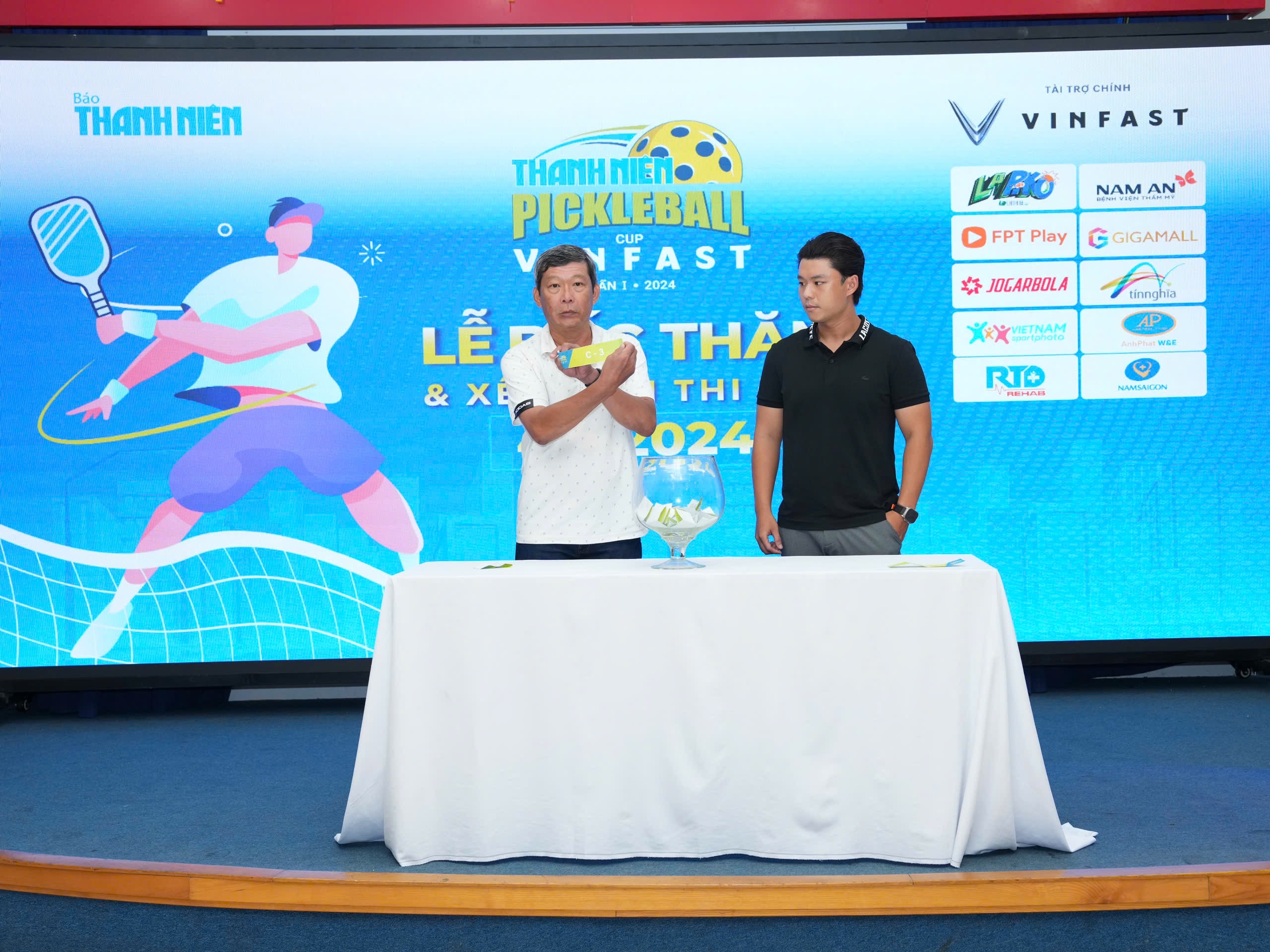 Nóng trận 'chung kết sớm' giải Pickleball Thanh Niên 2024 - Cúp VINFAST- Ảnh 10.