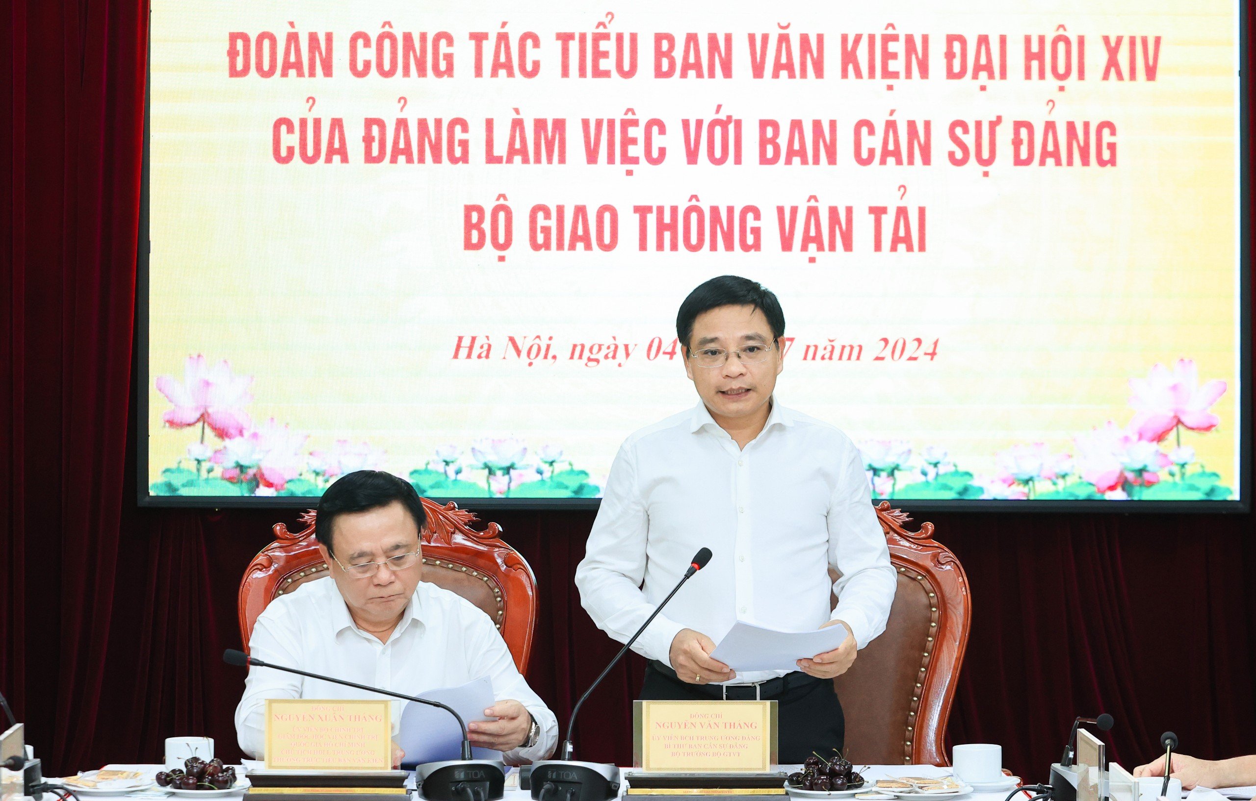 Đột phá phát triển hạ tầng giao thông gắn với chuyển đổi xanh, chuyển đổi số- Ảnh 2.