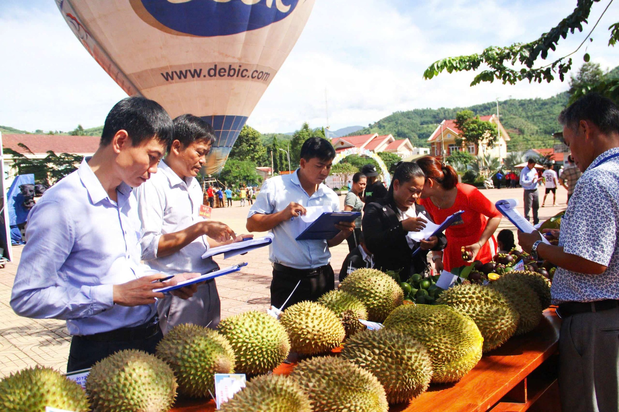 Lễ hội trái cây Khánh Sơn sự kiến sẽ thu hút hàng chục ngàn khách du lịch - Ảnh: MINH CHIẾN