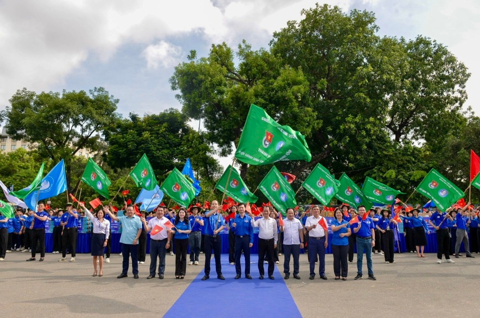 Lãnh đạo Trung ương đoàn, Thành đoàn Hà Nội phát động Chiến dịch "Mùa hè xanh"