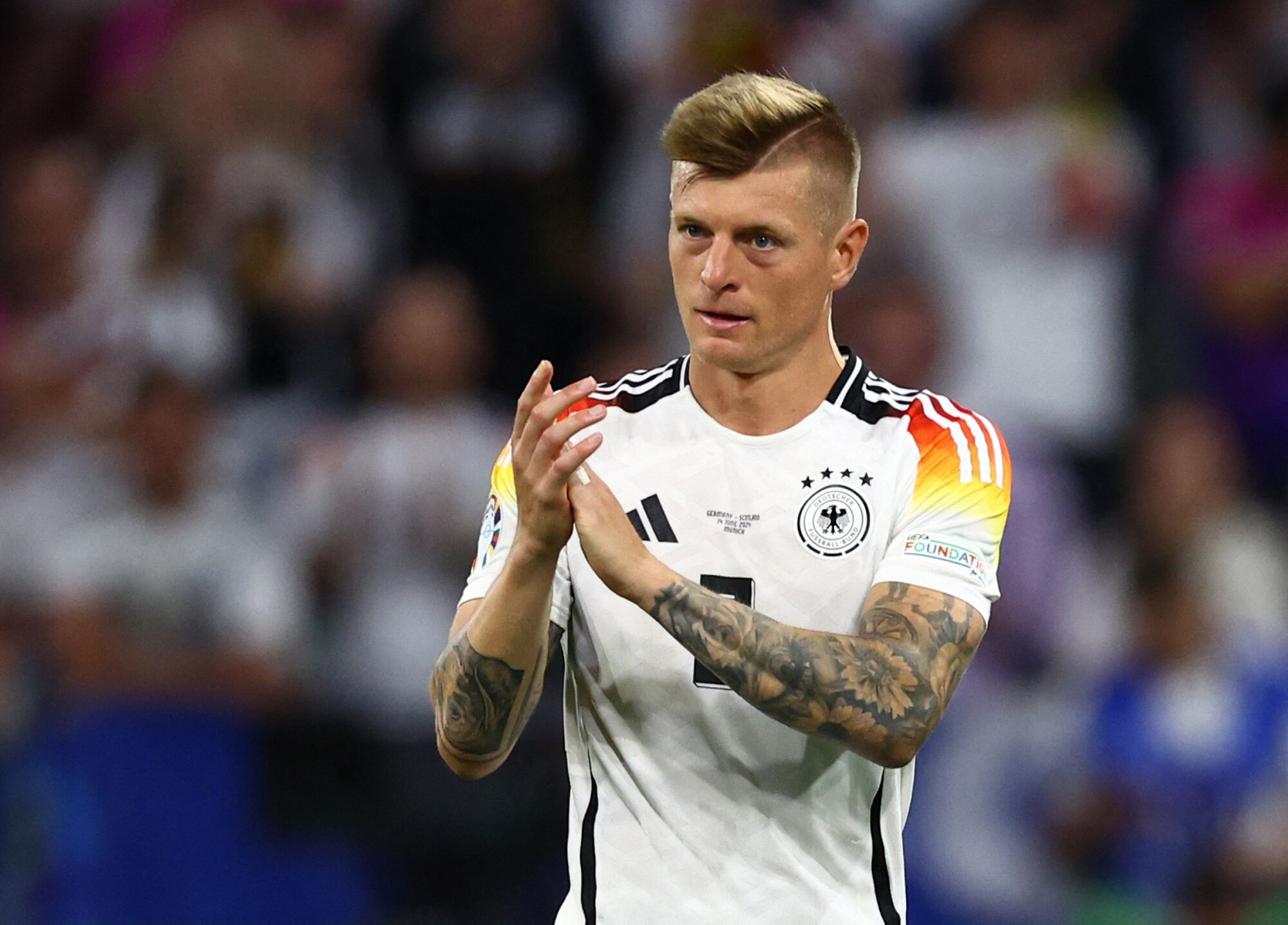 Toni Kroos chia tay bóng đá sau Euro 2024 - Ảnh: REUTERS