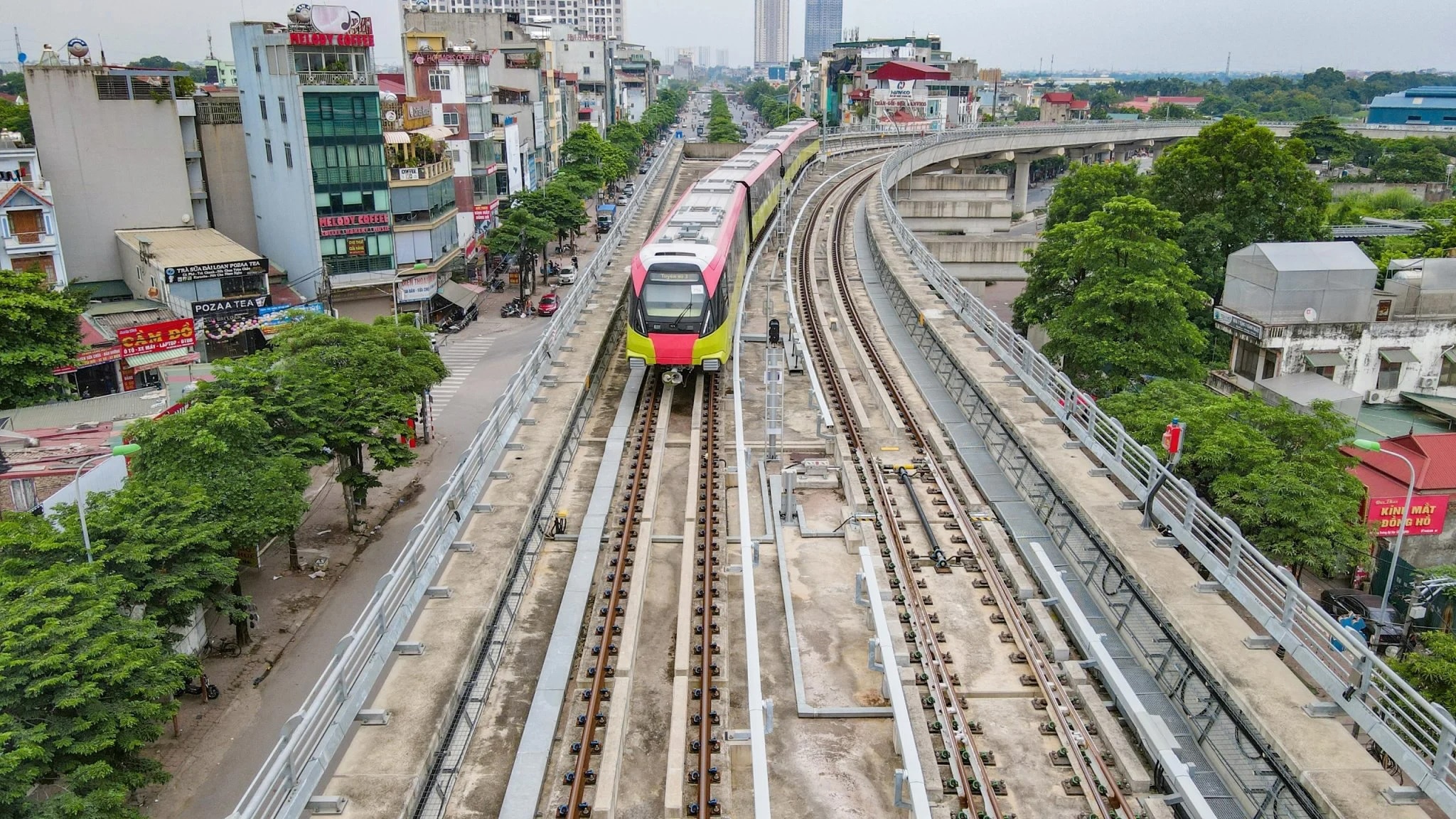 Đầu tư đường sắt đô thị ở Hà Nội rất cấp bách- Ảnh 3.