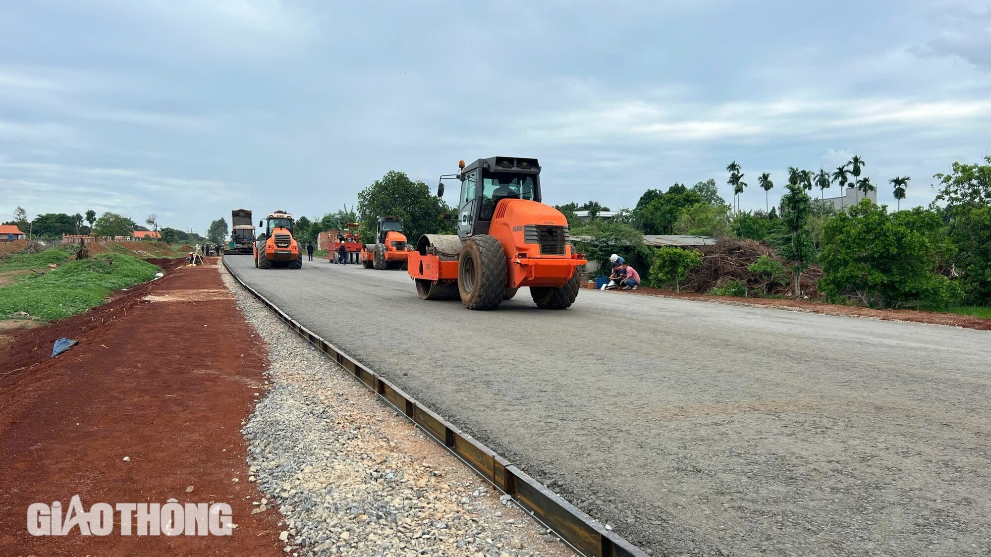 Cao tốc Biên Hòa qua Bà Rịa - Vũng Tàu sẵn sàng thảm nhựa, thông xe kỹ thuật sớm 5 tháng- Ảnh 2.