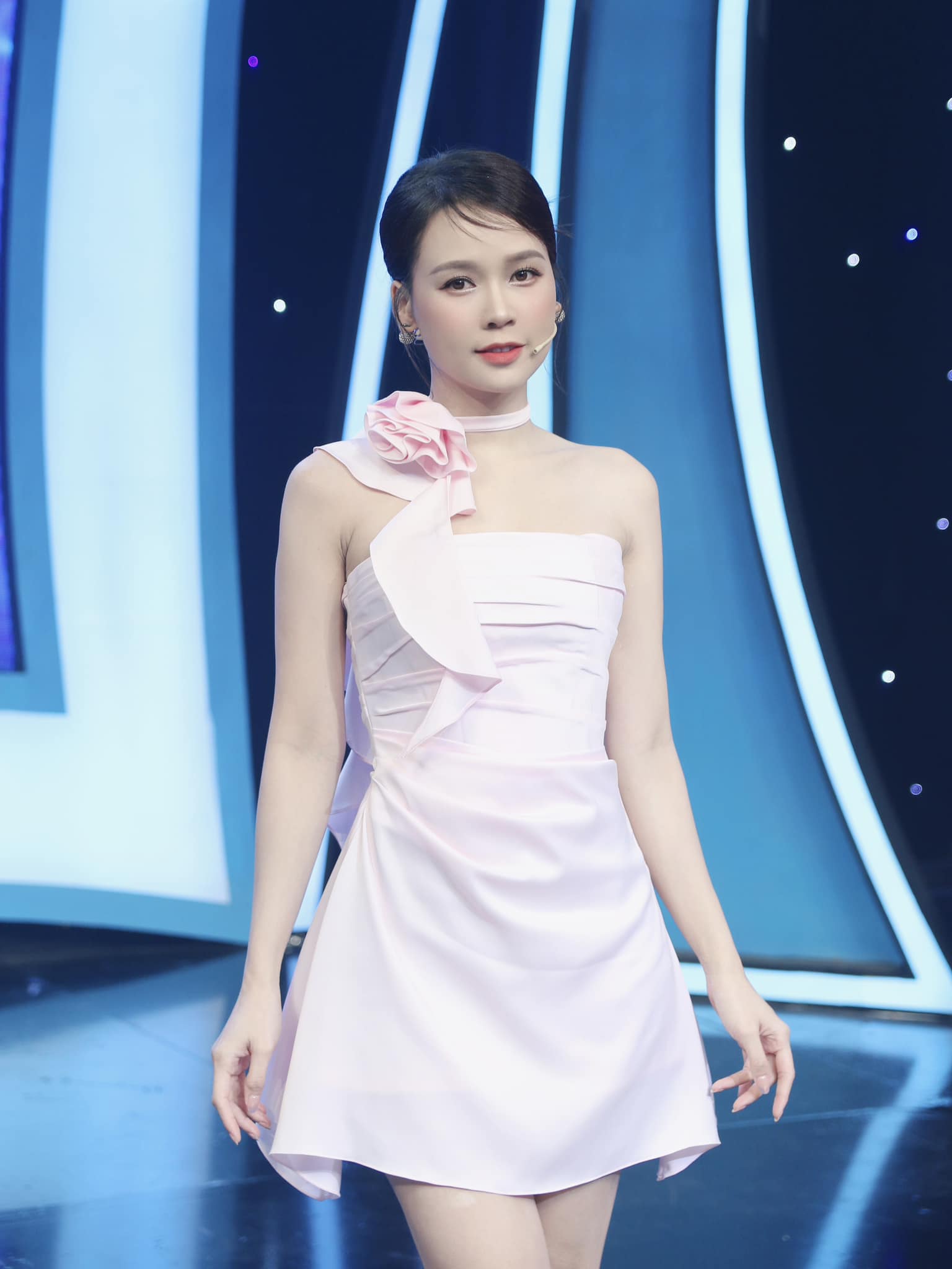 6 cô dâu xinh đẹp, lôi cuốn của showbiz Việt đợi lên xe hoa cuối năm 2023 - Ảnh 9.