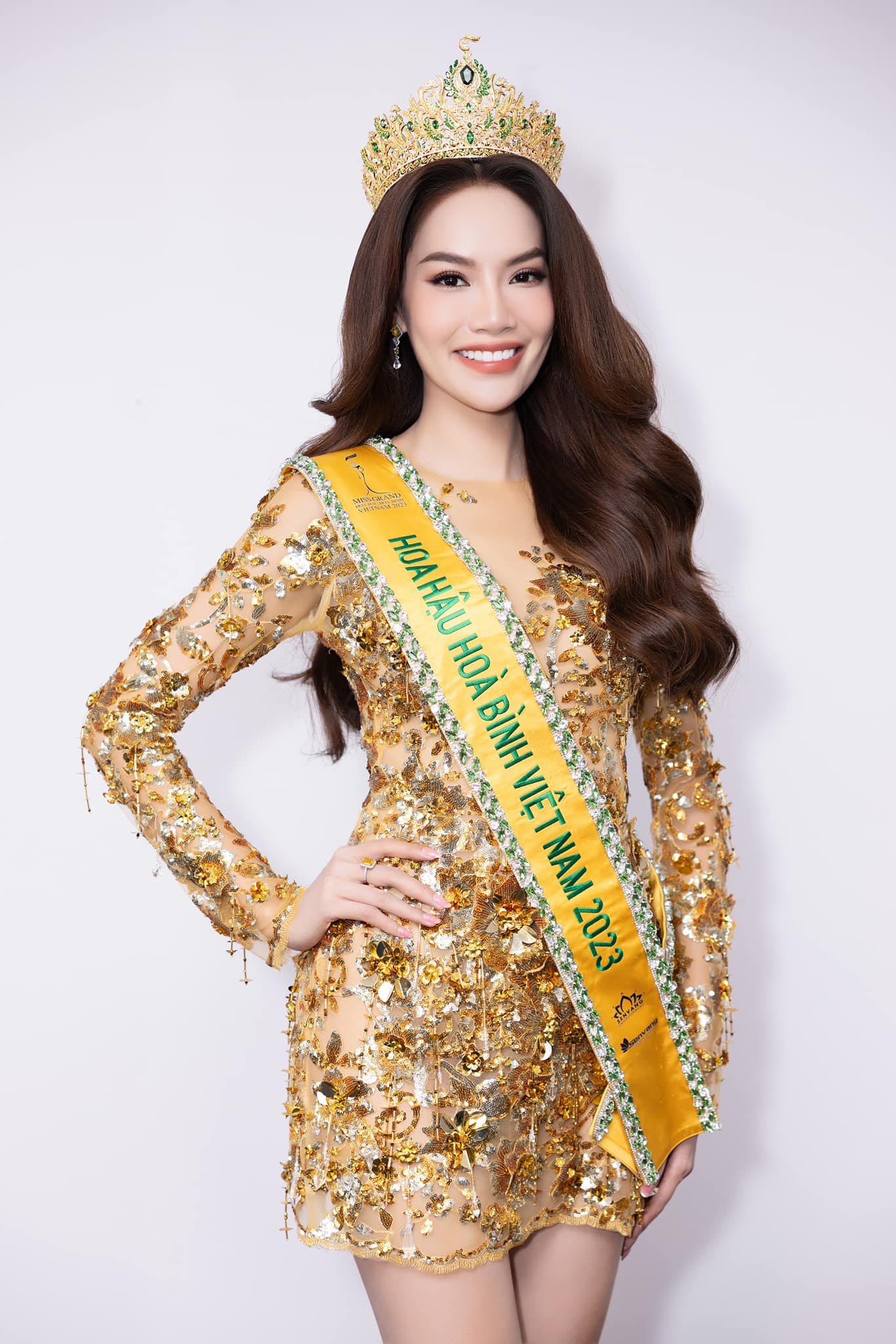 Hoa hậu Lê Hoàng Phương thi Miss Grand International 2023: Tôi có "vũ khí" mạnh, muốn vào Top 5 chung cuộc - Ảnh 3.