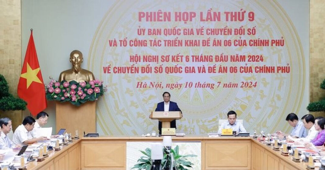 Thủ tướng chủ trì Hội nghị trực tuyến Sơ kết 6 tháng đầu năm 2024 về chuyển đổi số quốc gia và Đề án 06 của Chính phủ.