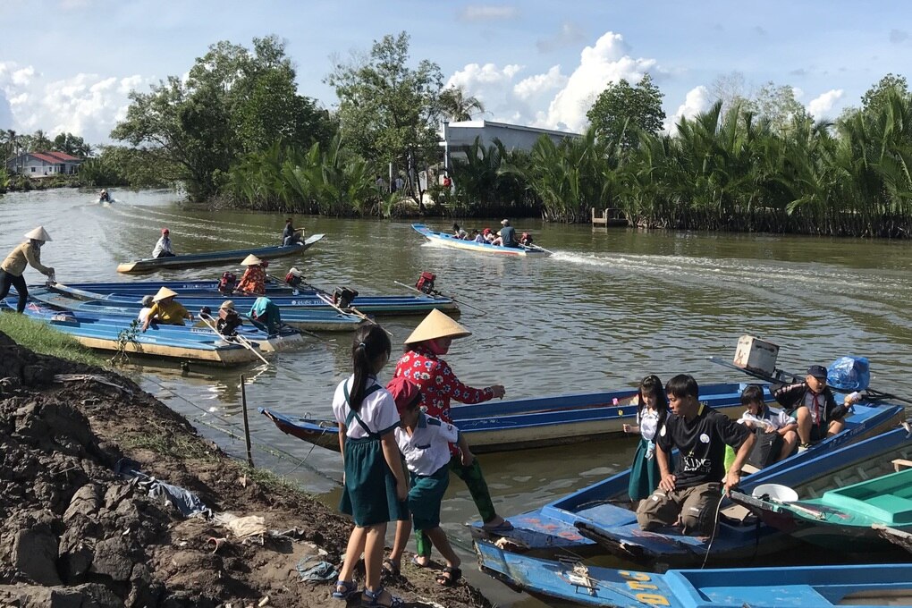 Càng tuyển càng thiếu giáo viên, vì sao? - 2