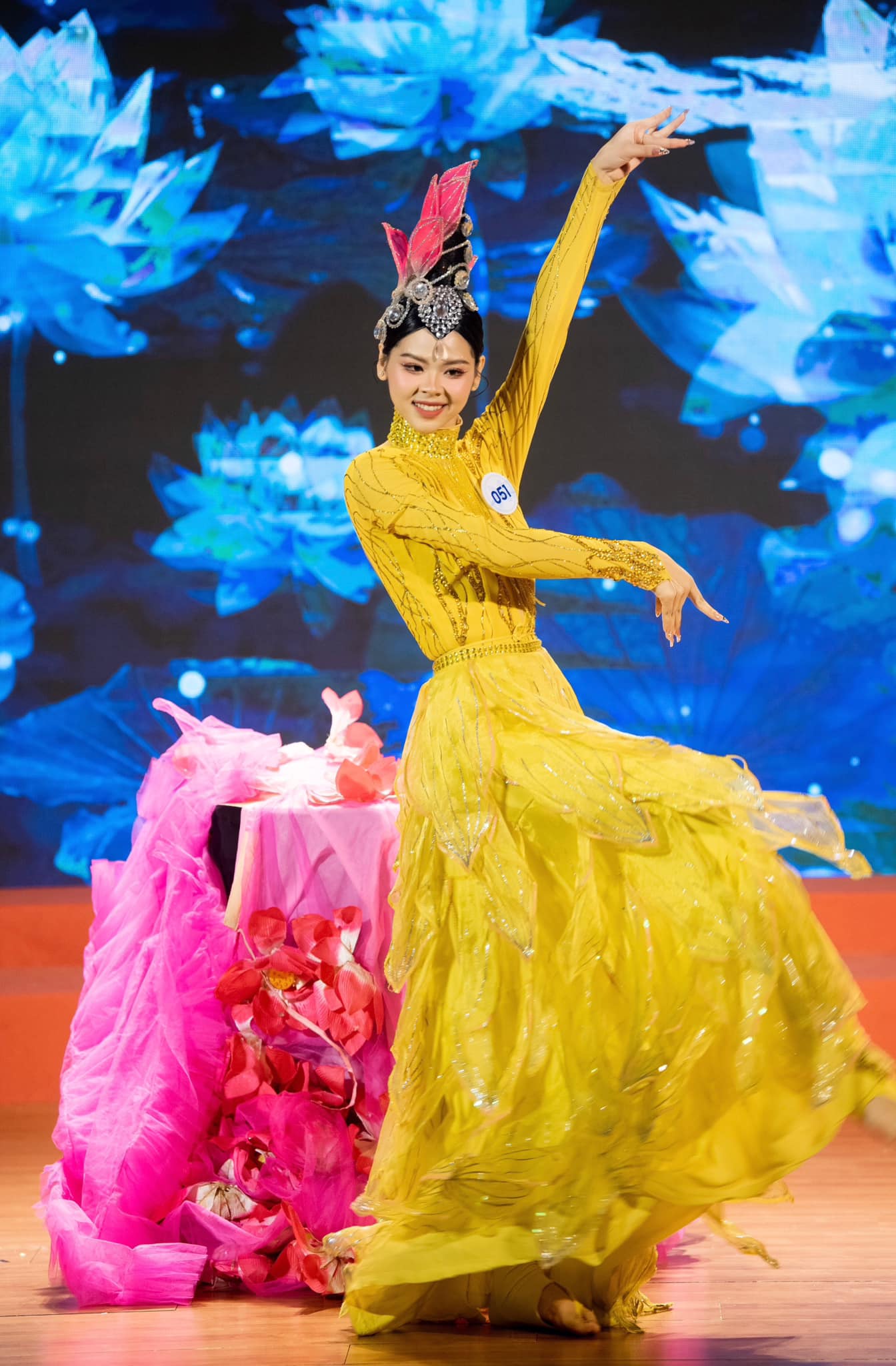 Hoa khôi bóng chuyền vào thẳng chung kết Miss World Vietnam 2023: "Tôi muốn là phiên bản tốt hơn" - Ảnh 5.