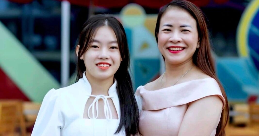 Nữ sinh dân tộc Thái đỗ thủ khoa khối C toàn quốc, mơ làm giáo viên