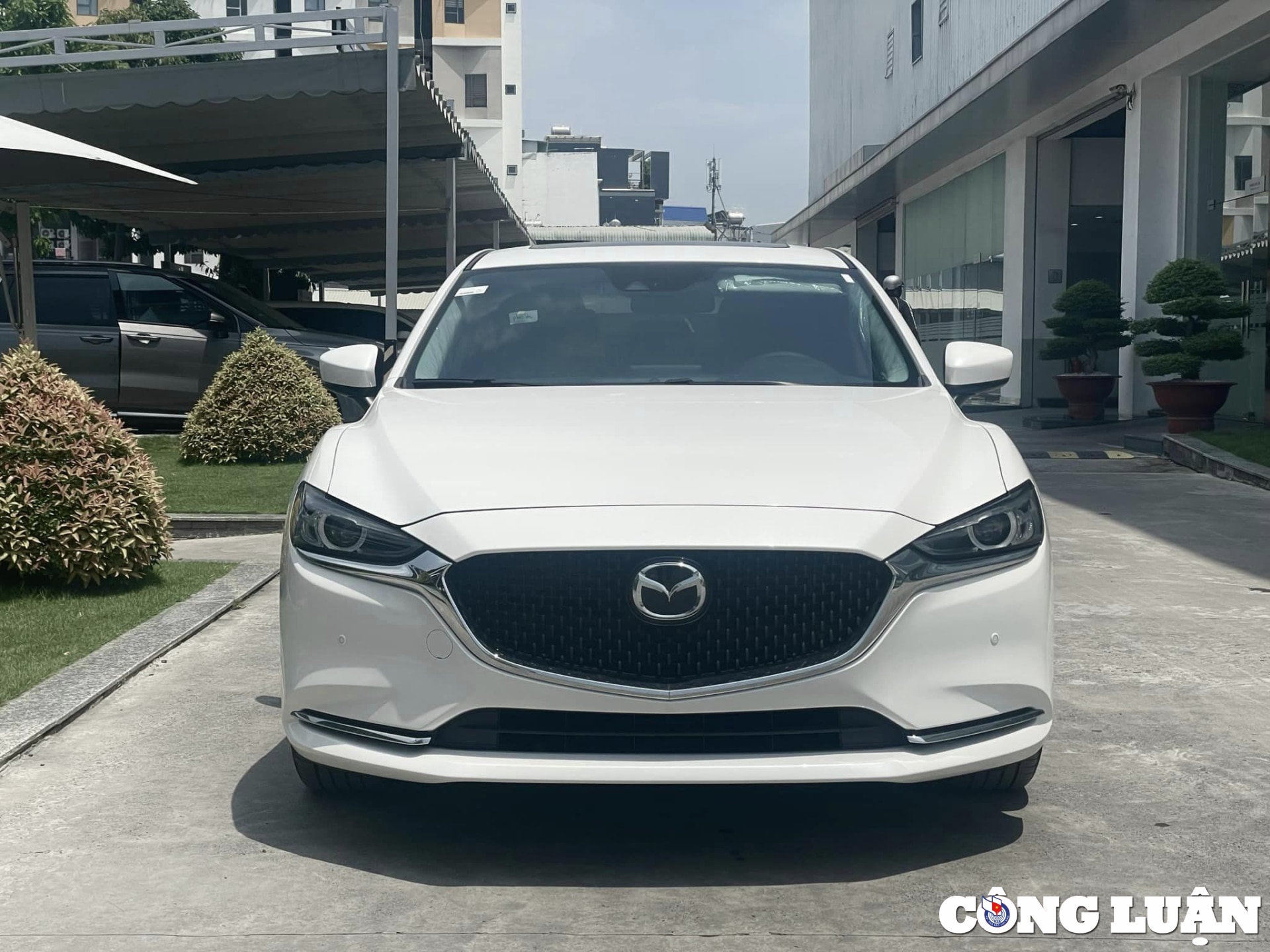 doanh so am dam mazda6 luoc bot phien ban tai viet nam hinh 2