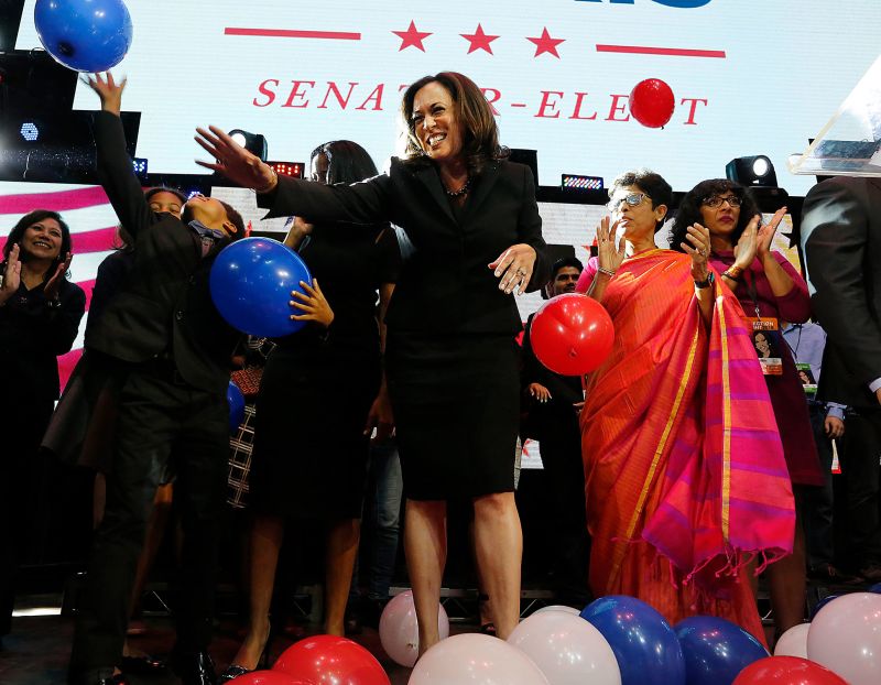 bau cu my 2024 ba kamala harris ung vien moi cua dang dan chu la ai hinh 4