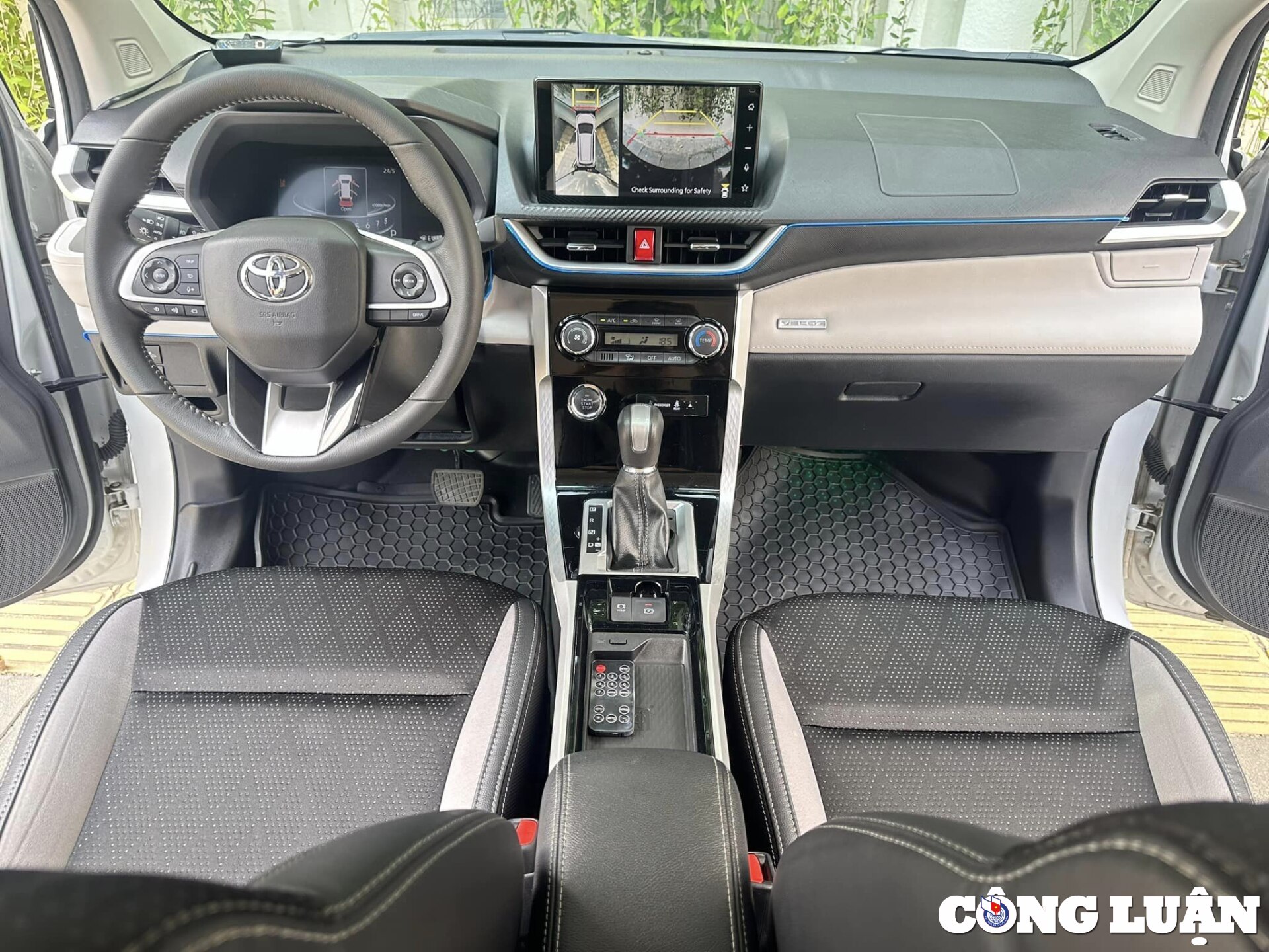 gia xe toyota veloz cross lan banh thang 7 2024 giam khong phanh dau mitsubishi xpander hinh 3