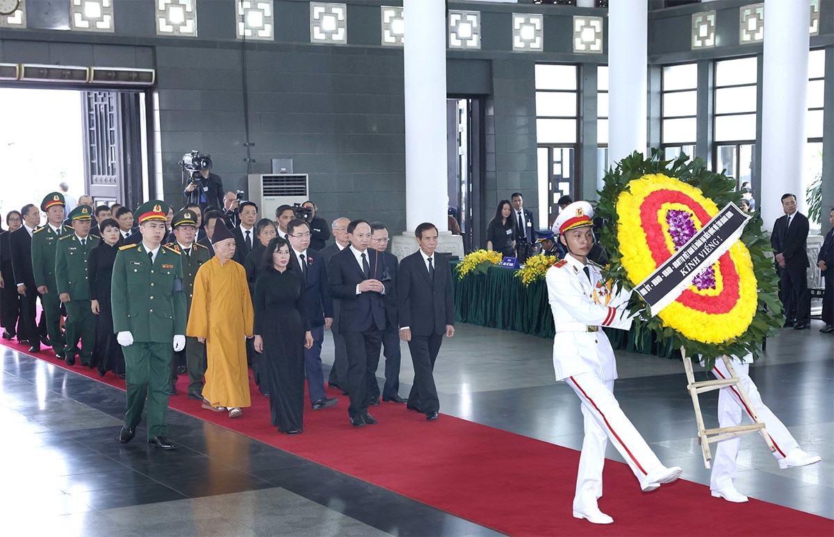 Lãnh đạo các bộ, ngành, cơ quan, đoàn thể Trung ương và các địa phương viếng Tổng Bí thư Nguyễn Phú Trọng -0