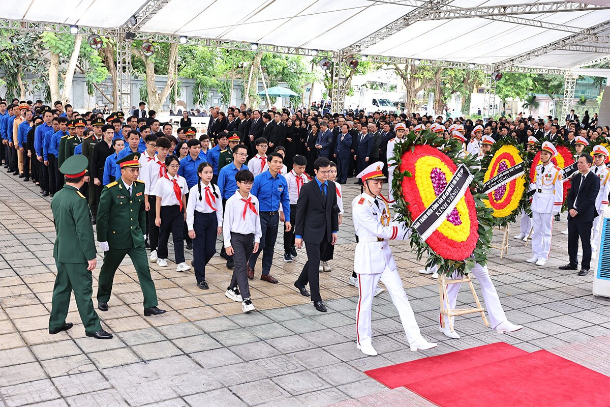 Lãnh đạo các bộ, ngành, cơ quan, đoàn thể Trung ương và các địa phương viếng Tổng Bí thư Nguyễn Phú Trọng -0