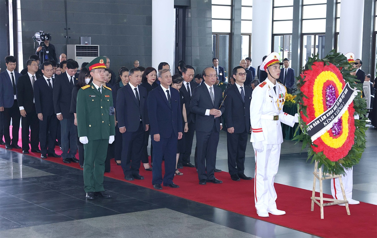 Lãnh đạo các bộ, ngành, cơ quan, đoàn thể Trung ương và các địa phương viếng Tổng Bí thư Nguyễn Phú Trọng -0