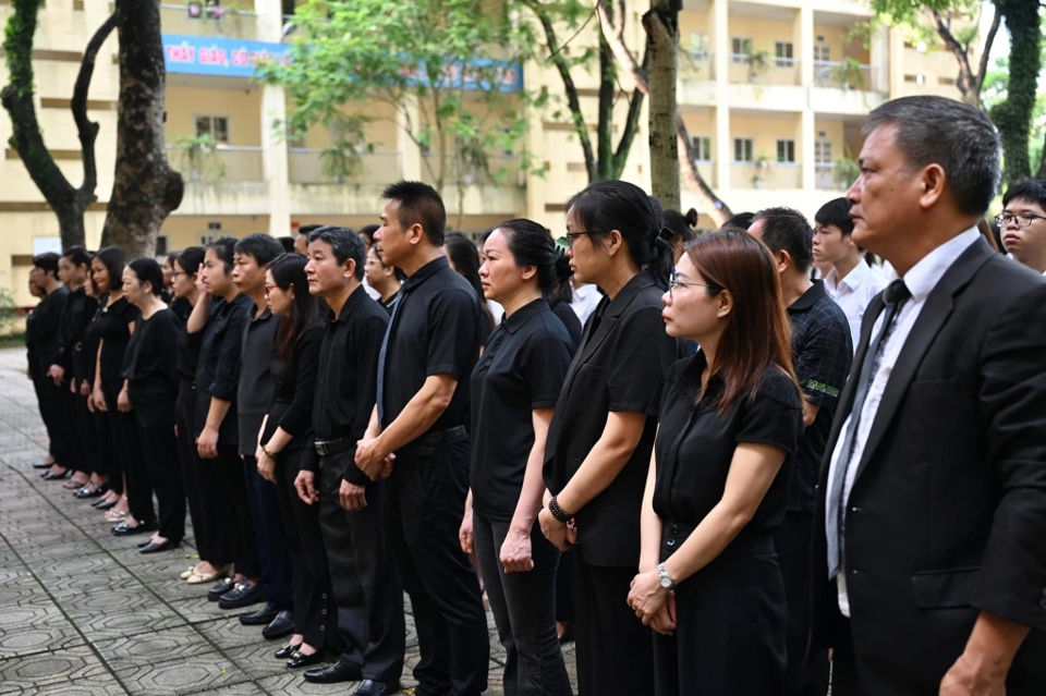 Với các thầy, cô giáo trường THPT Nguyễn Gia Thiều, kỷ niệm về Tổng Bí thư - cựu học sinh của trường là những ký ức đẹp đẽ còn sống mãi với thời gian